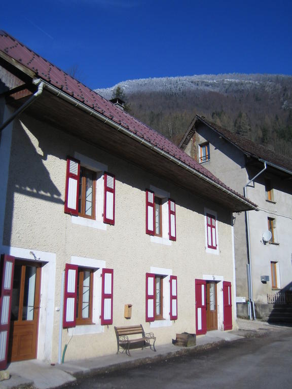 Bed and Breakfast La Chouette A L'Heure Du Pinson Saint-Pierre-d'Entremont  Exterior foto